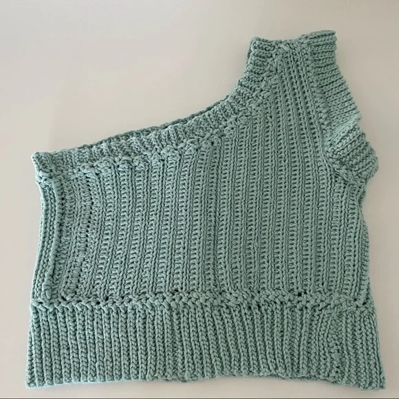 Handmade Crop Top - Picture 4 of 7